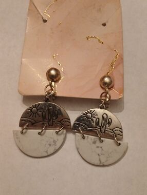 Silver Howlite Cactus Clip On Earrings
